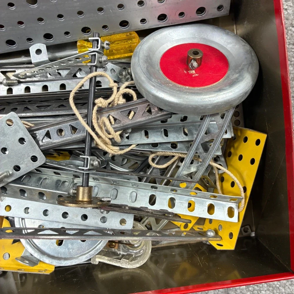 Vintage Gilbert American Science Series Erector Set No. 10023 -‎ Power Model